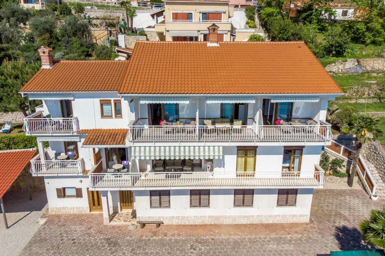 Apartments Davor Moscenicka Draga Bagian luar foto