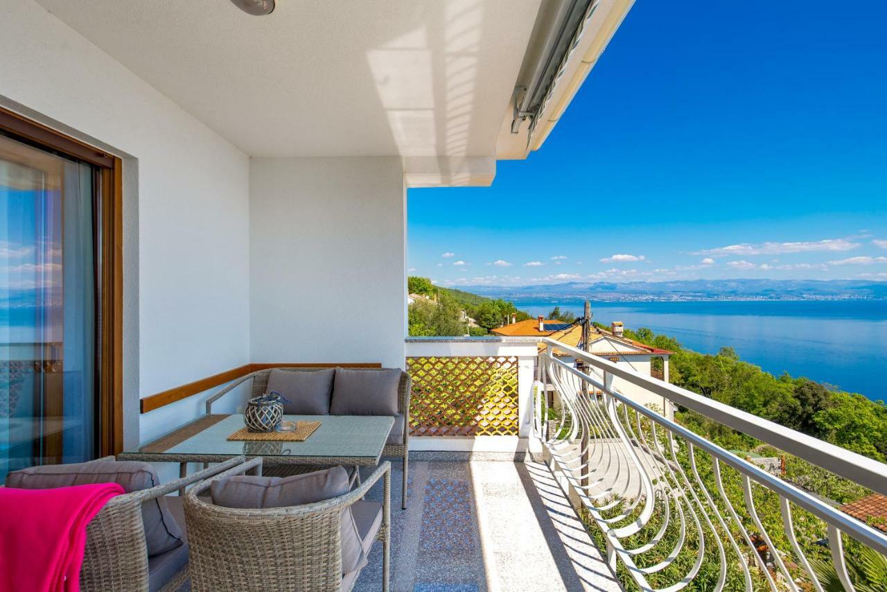 Apartments Davor Moscenicka Draga Bagian luar foto